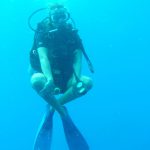 Diver_hovering